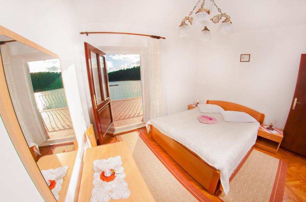 Tri Sestre Rooms Ragusa Esterno foto